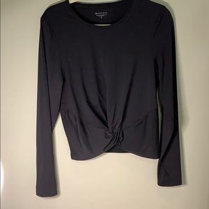 Athleta Essence Twist top